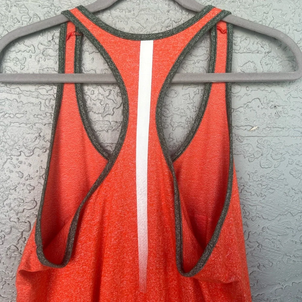 Nike Women's Orange UM Tank Top - Picture 5 of 5